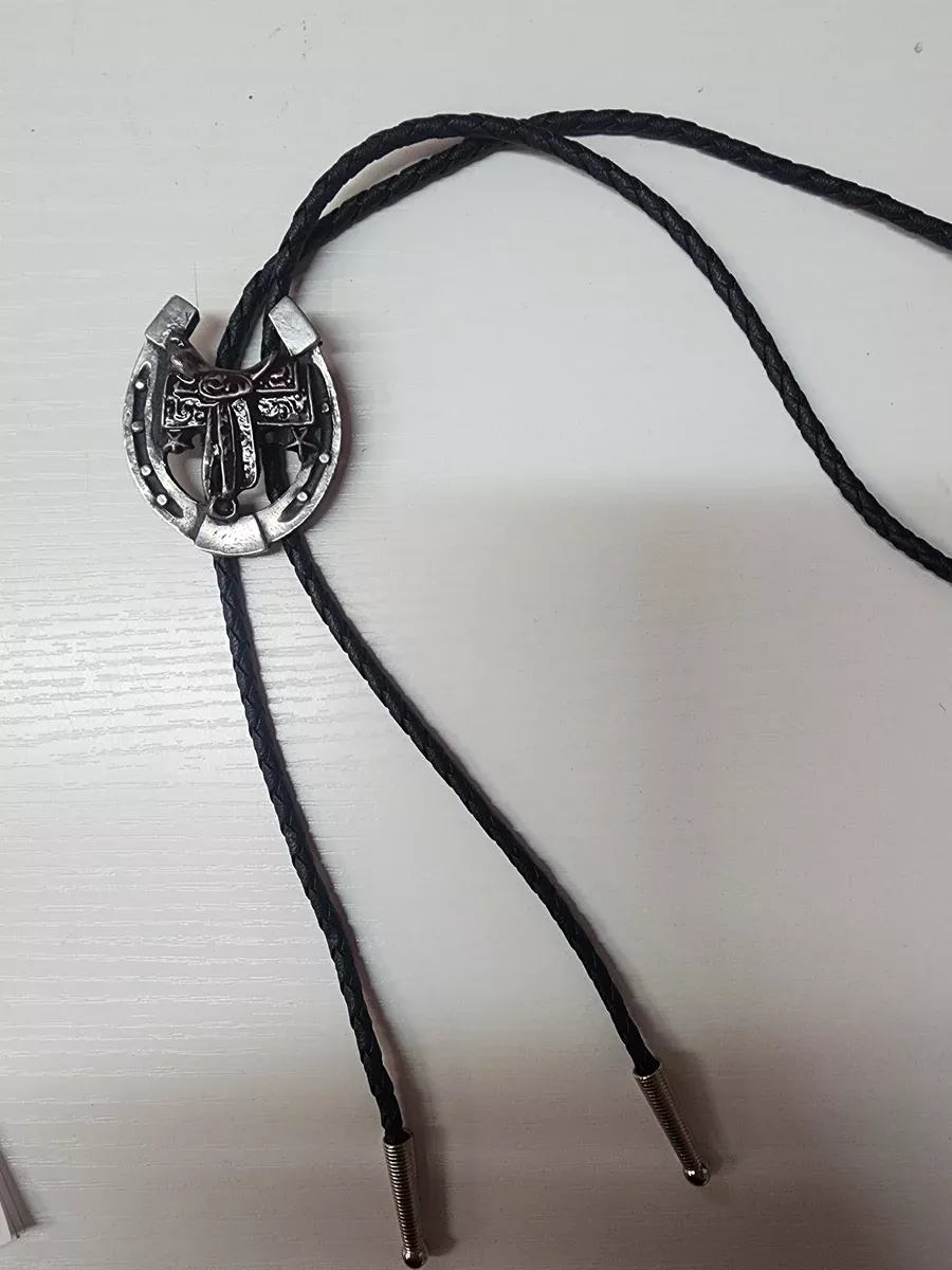 Bolo Horseshoe with Saddle