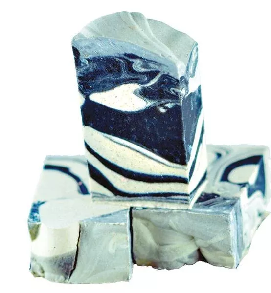 FinchBerry Charcoal Tea Tree Detox Face Wash