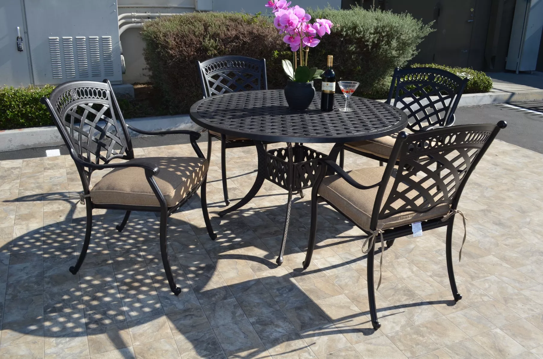 KB St. Augustine 4 Piece Dining Set:4 Dining Chairs, 1 Round Dining Table 48" - 4-LD1571-1 + LD777A-48