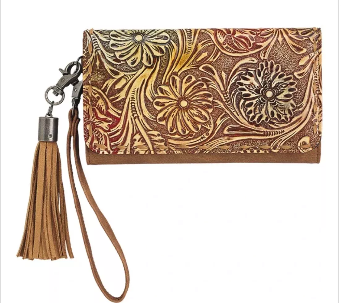 Nocona Mae Wallet