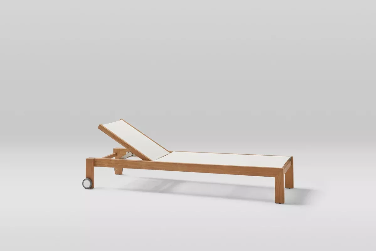 Point Bay Outdoor Chaise Lounge