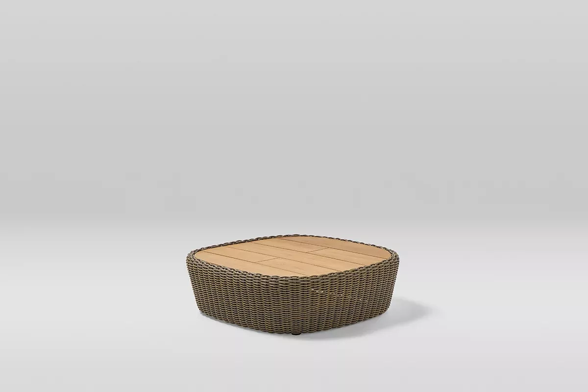 Point Heritage 39-Inch Square Woven Outdoor Coffee Table
