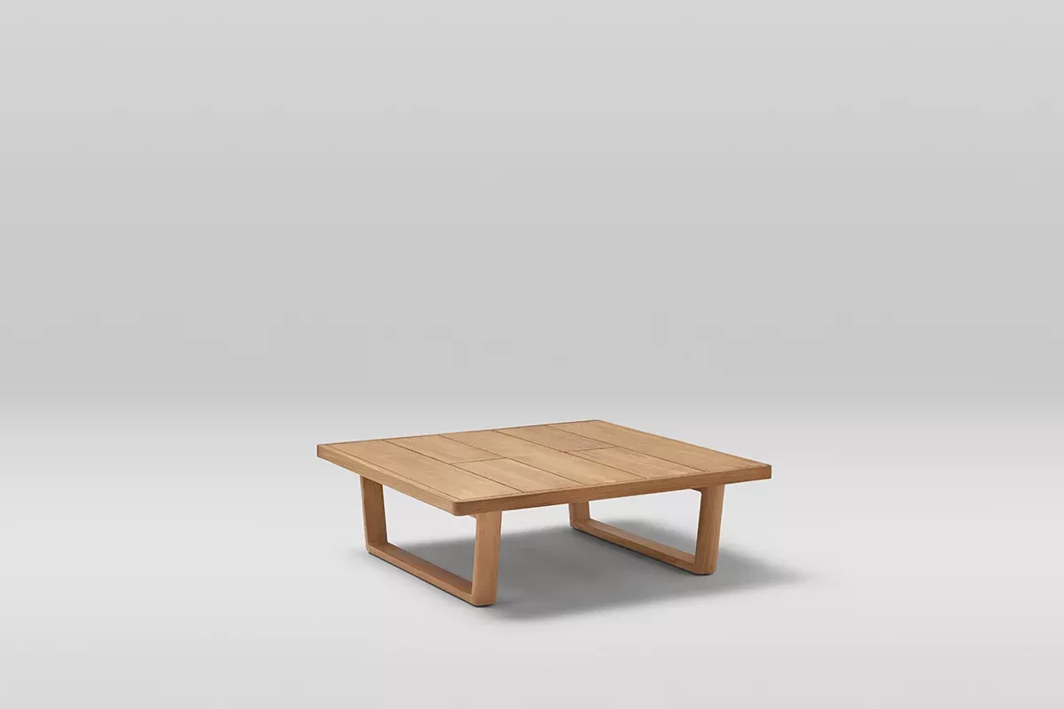Point Heritage 40-Inch Square Outdoor Coffee Table