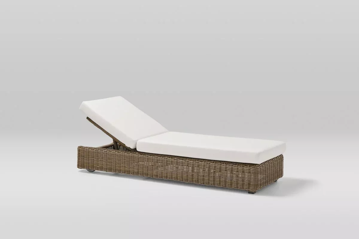 Point Heritage Reclining Outdoor Chaise Lounge
