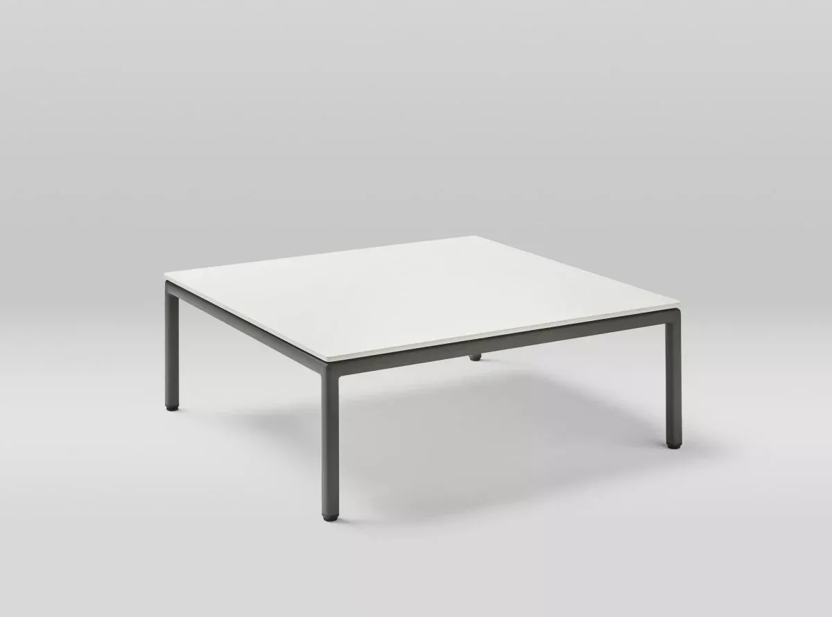 Point Long Island 39-Inch Square Outdoor Coffee Table