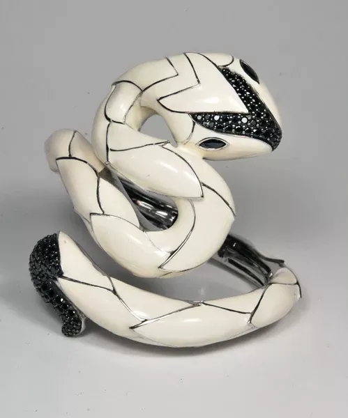 Serpentine Enamel Cuff Bracelet - Belle Etoile